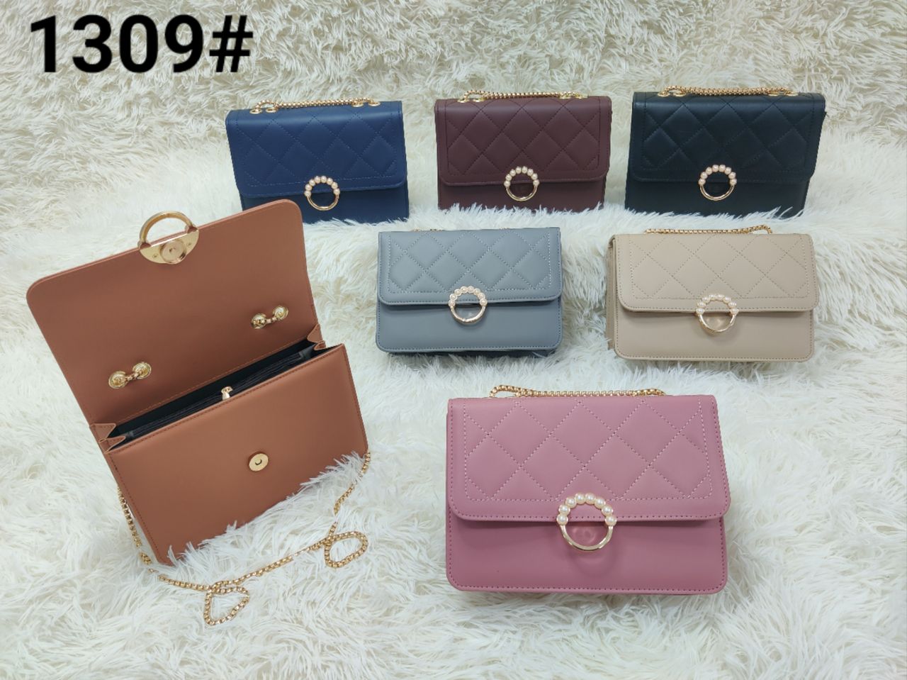 [ GRAB IT AT LOW PRICE+ ⏰ TIME LIMITED OFFER ⏰ 🤩🤩✨ !!! ] - 1Pc Brand New High Quality Stylish and Luxurious Comfortable Ladies Handbag ..Designed With Durability and Functionality ✔👌