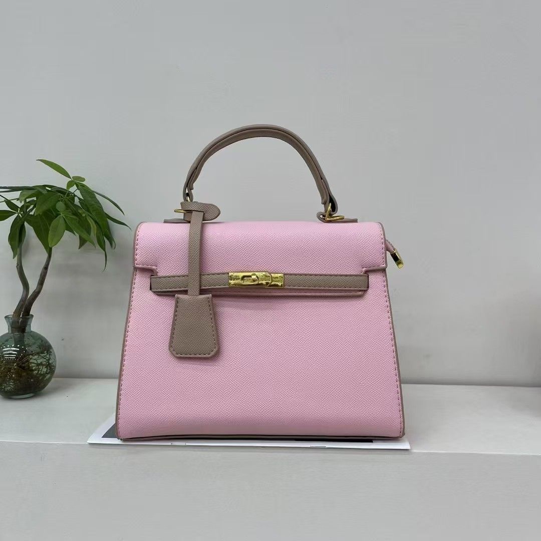 ⭐ MEGA OFFER ⭐ 1PC Women's Fashion Handbag Stylish Shoulder Bag PU Leather Elegant Durable Large Capacity Casual & Party Use Affordable Price