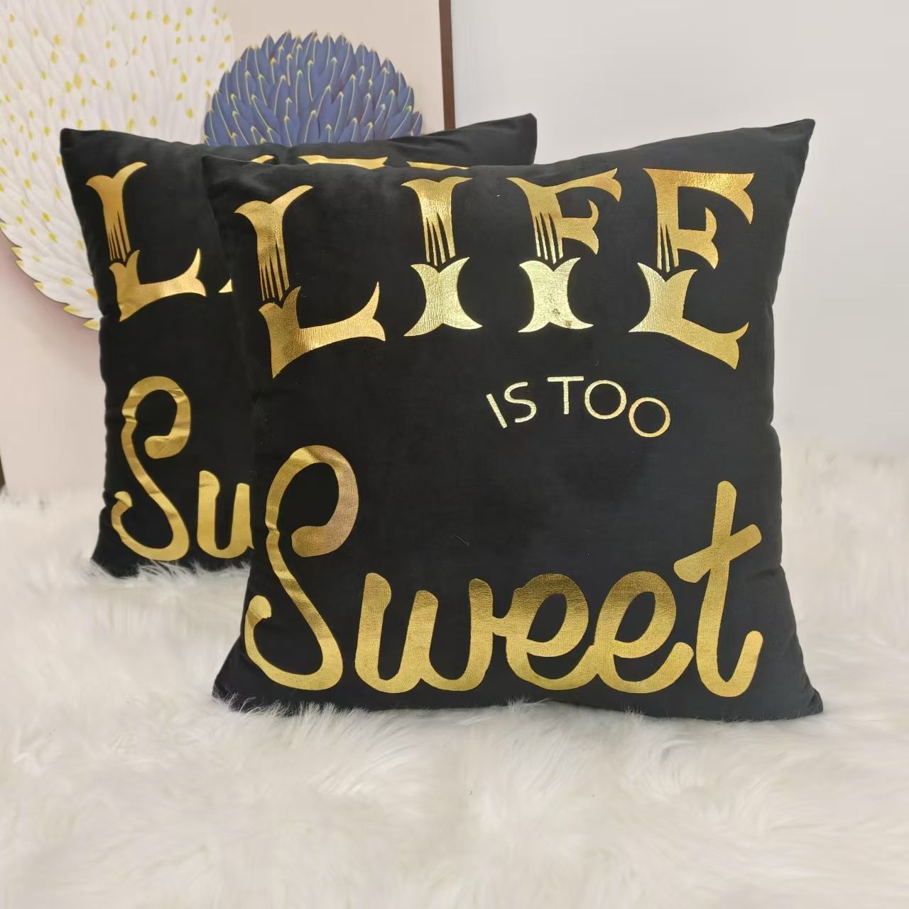 [OFFER !!! OFFER !!! ] 1 pair classy stylish high quality home Gold cases