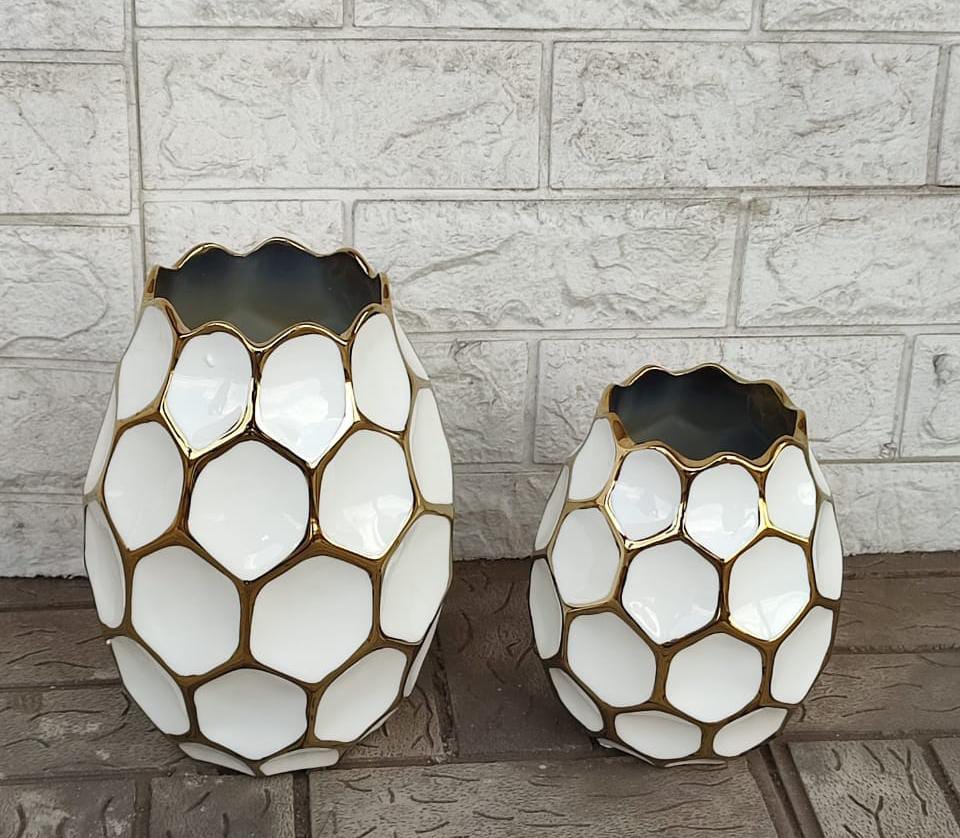 [ KILIMALL AMAZING OFFERS🤩🤩✨!!! ] (EXPERIENCE LUXURY FOR LESS❤) 1 Pc Big Size Brand New Very High Quality Stylish and Luxurious Unique Ceramic flower vase.Desiring To Serve The Best Experience