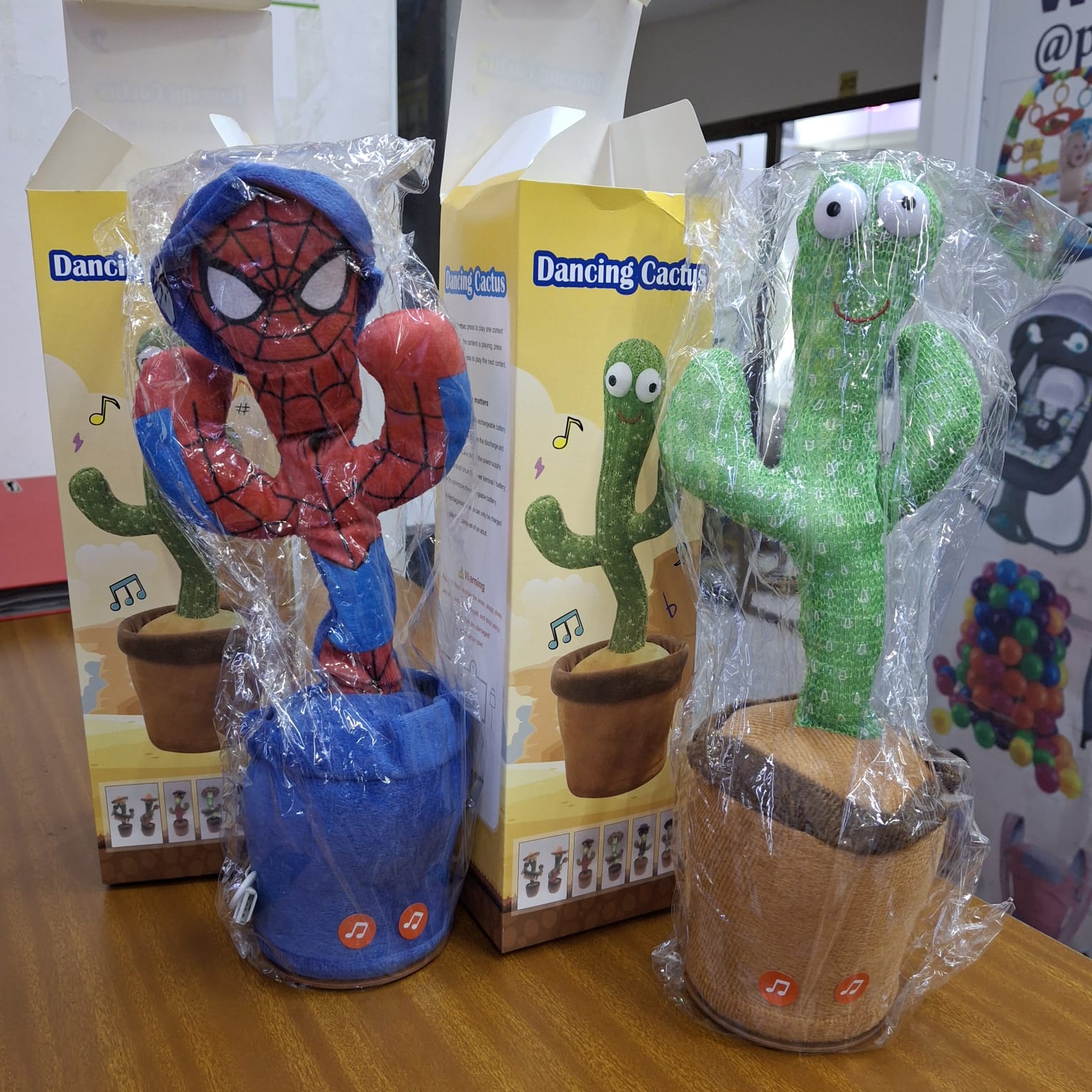 [ LIMITED OFFER 🤩🤩✨..DON'T MISS OUT !!! ] 1 Pc Classy Brand New Very High Quality Stylish and Luxurious Dancing Toys