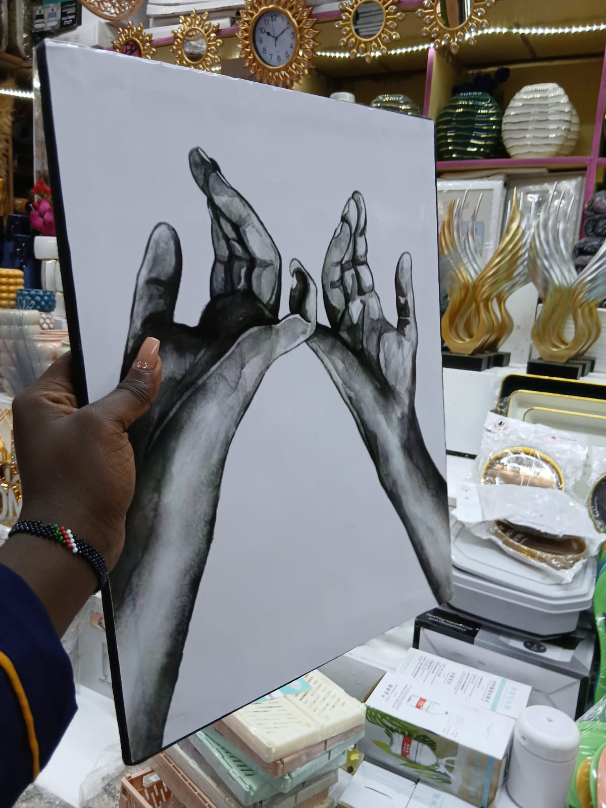 [ GRAB IT AT LOW PRICE+ ADDED OFFERS 🤩🤩✨ !!! ]  1Pc Brand New Stylish and Luxurious Fancy Portraits Exclusive and Enticing. Designed With Durability and Functionality