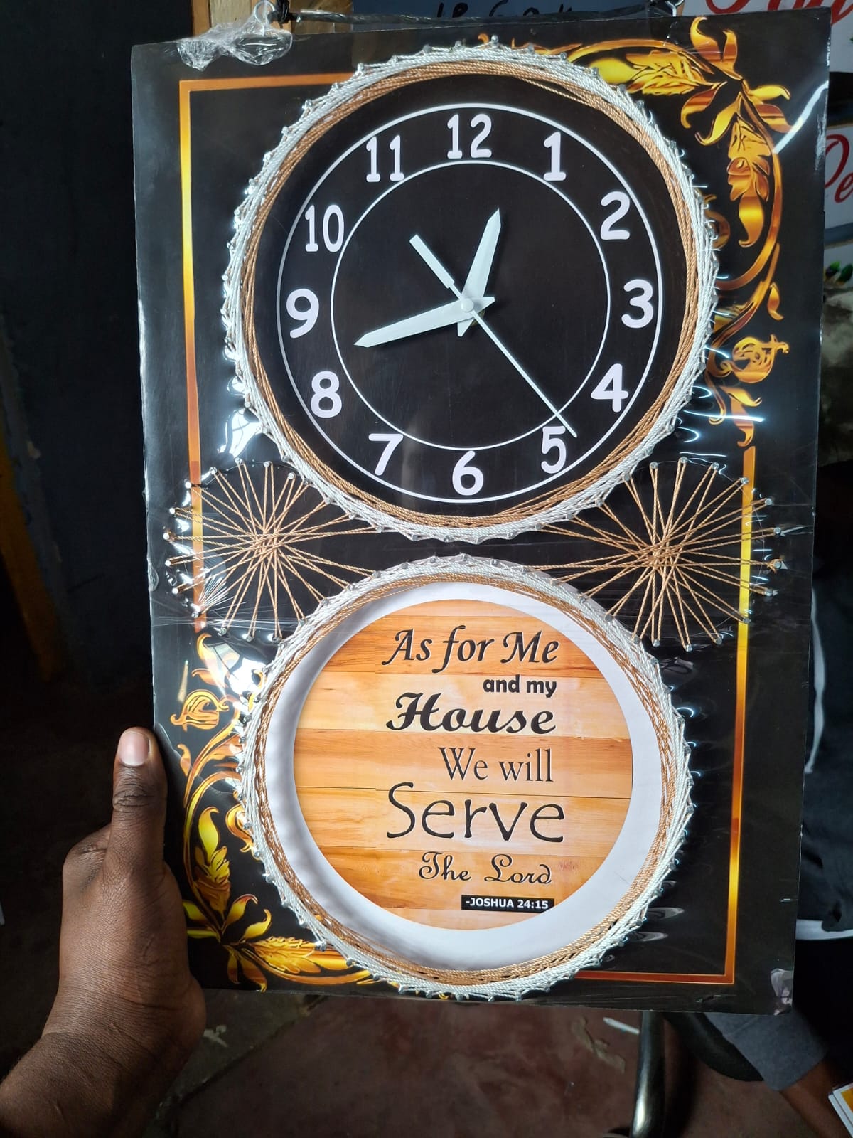 [ GRAB IT AT LOW PRICE+ ADDED OFFERS 🤩🤩✨ !!! ] 2 in 1 Brand New High Quality Stylish and Luxurious Wall clocks. At Affordable Price  ✔👌