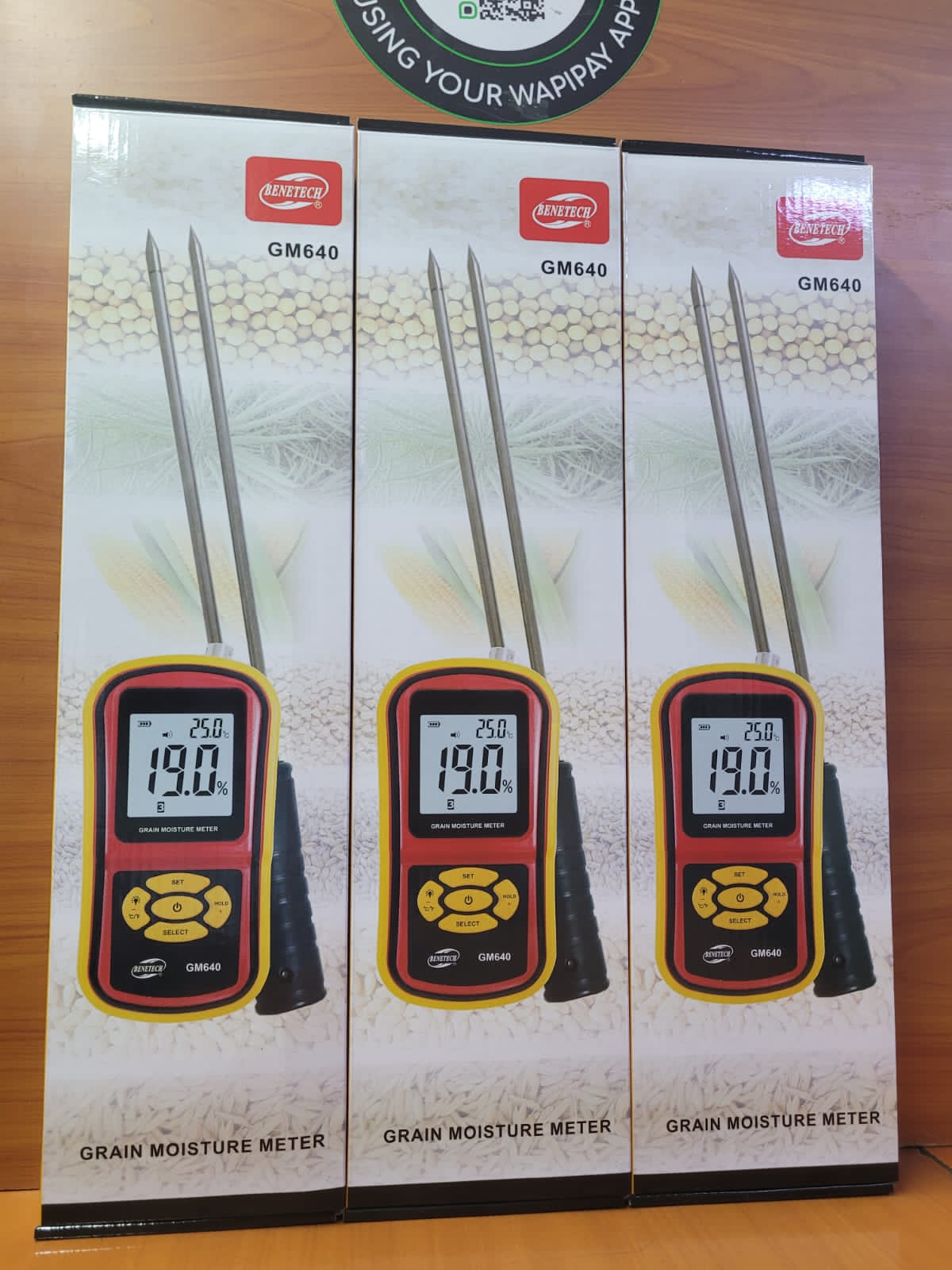 🎁🎁 EXCLUSIVE OFFER - Moisture Meter for Accurate Readings, Remote Control, Batteries Included, Easy Maintenance, Durable Polyester Build 🎁🎁