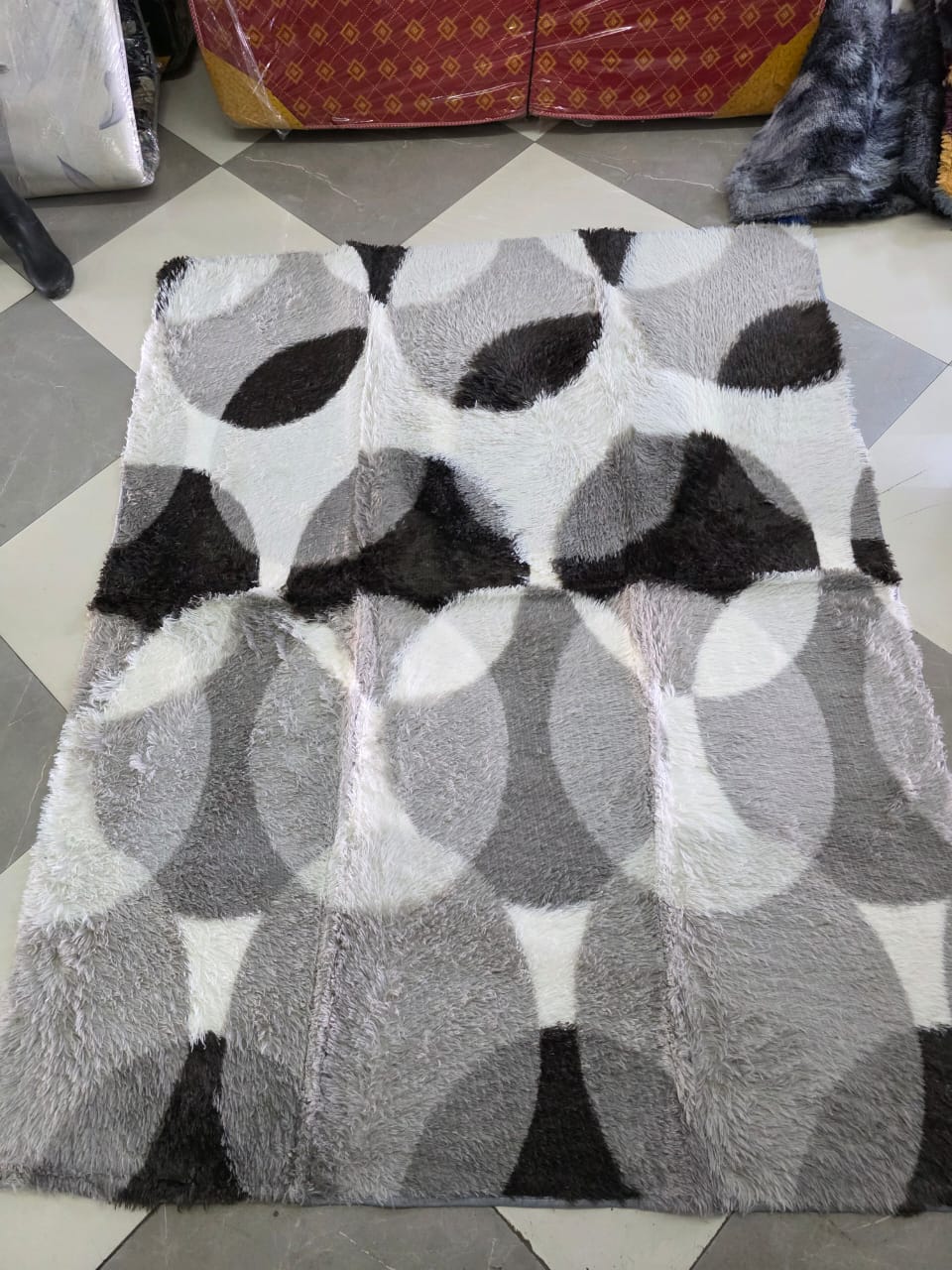 🔥 HOT SELL OFFER 🔥 - A 1 PC 🔶🥳Fluffy carpets 5*8 AT affordable price and of very high quality