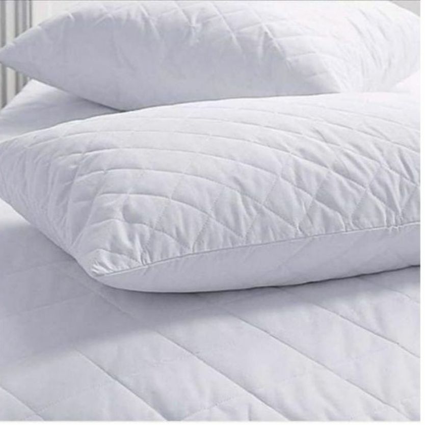 🌟 PREMIUM OFFER 🌟  - 1 pc Pillow Protector Cover - Soft, Durable, Waterproof & High-Quality Fabric for Home, Bed & Travel Use