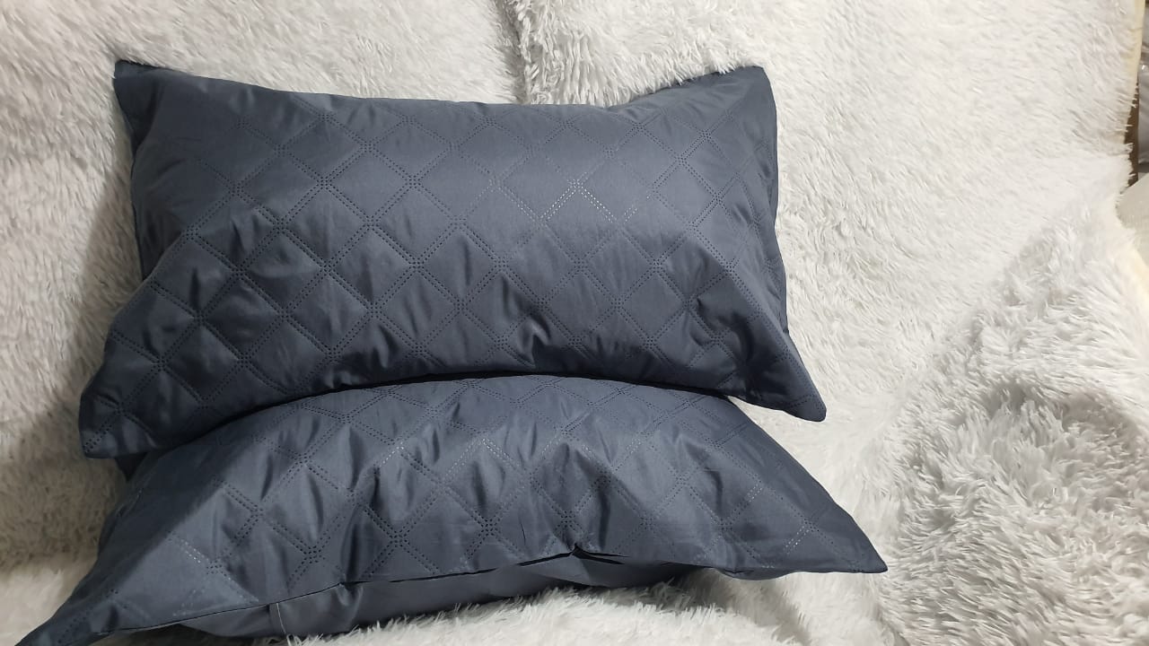 🌟 PREMIUM OFFER 🌟  - 1 pc Pillow Protector Cover - Soft, Durable, Waterproof & High-Quality Fabric for Home, Bed & Travel Use