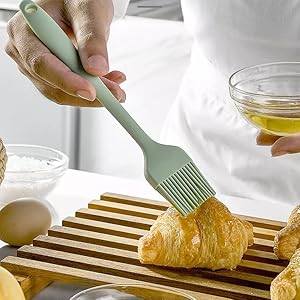 Heat Resistant Food Grade Basting Silicone Baking Oil Brush  for Nonstick Cookware Bakeware Tools | Cake | Pastry | Barbecue | Cooking | Dosa Tawa| Assorted Color