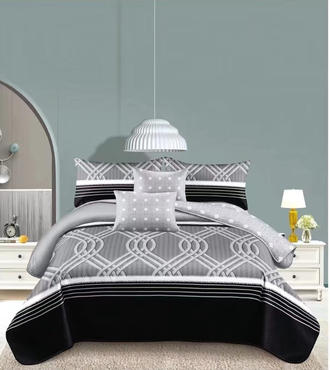 HIGH QUALITY DUVET COVERS.

4 pillowcases
1 bedsheet
1 duvet cover