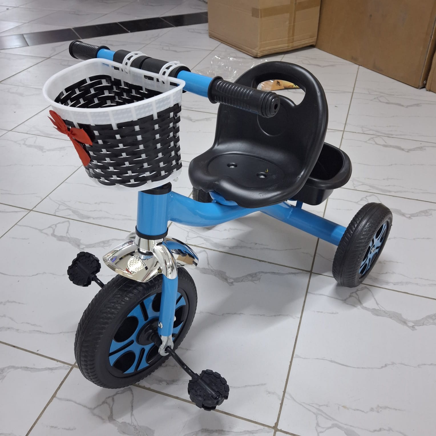 [📍NEW LIMITED OFFER📍🤑DONT MISS OUT 🤑!!!]    1 PC CLASSY VERY QUALITY KIDS TRICYLES WITH TRAINING WHEELS CHILDREN BIKES BABIES BICYCLES (1-4YRS)