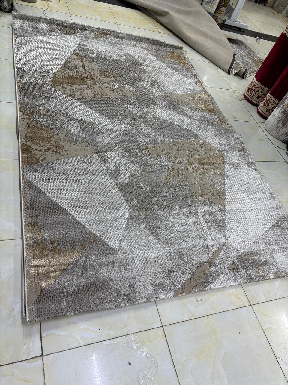 [🔥⚡ INSTANT OFFER ⚡ 🤩🤩✨ ONLY FOR YOU!! ] - 1Pc Size 8X11 fts Brand New Very High Quality Stylish and Luxurious Millet safiri carpets at Affordable Price .Desiring To Serve The Best Experience 🔥👌