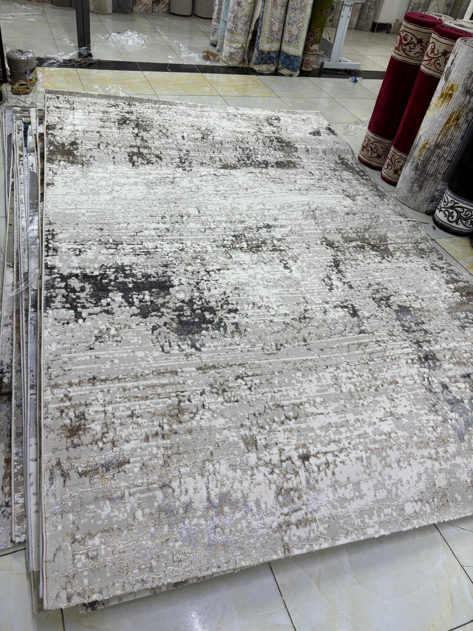 [🔥⚡ INSTANT OFFER ⚡ 🤩🤩✨ ONLY FOR YOU!! ] - 1Pc Size 8X11 fts Brand New Very High Quality Stylish and Luxurious Millet safiri carpets at Affordable Price .Desiring To Serve The Best Experience 🔥👌