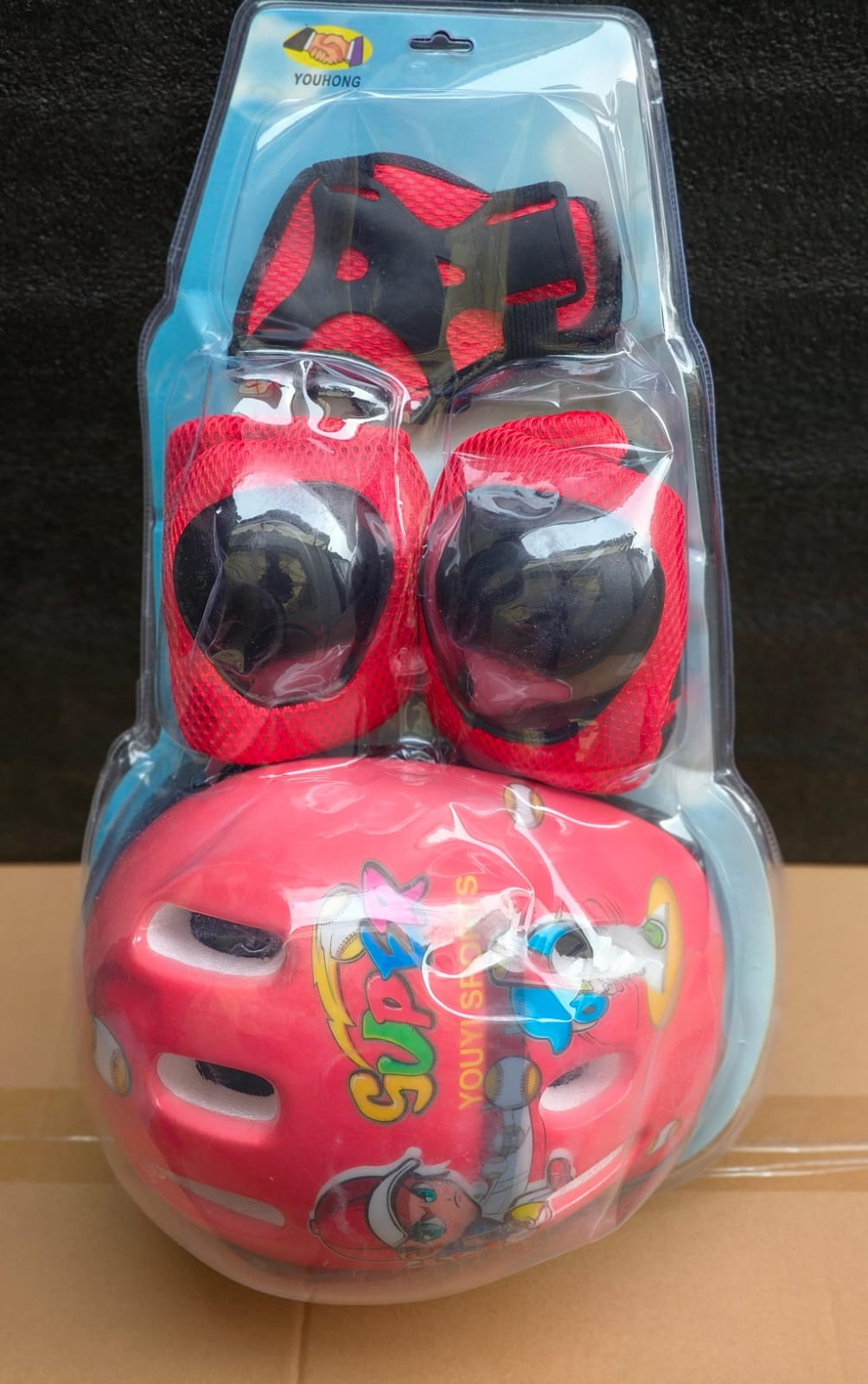 [🔥SPECIAL LIMITED OFFER🔥 🥑🌽ONLY AT KILIMALL !!! ]  Brand New Classy Very Quality Durable & Stylish Kids Helmet & Gurds Set...Designed With Durability at Affordable Price ✨