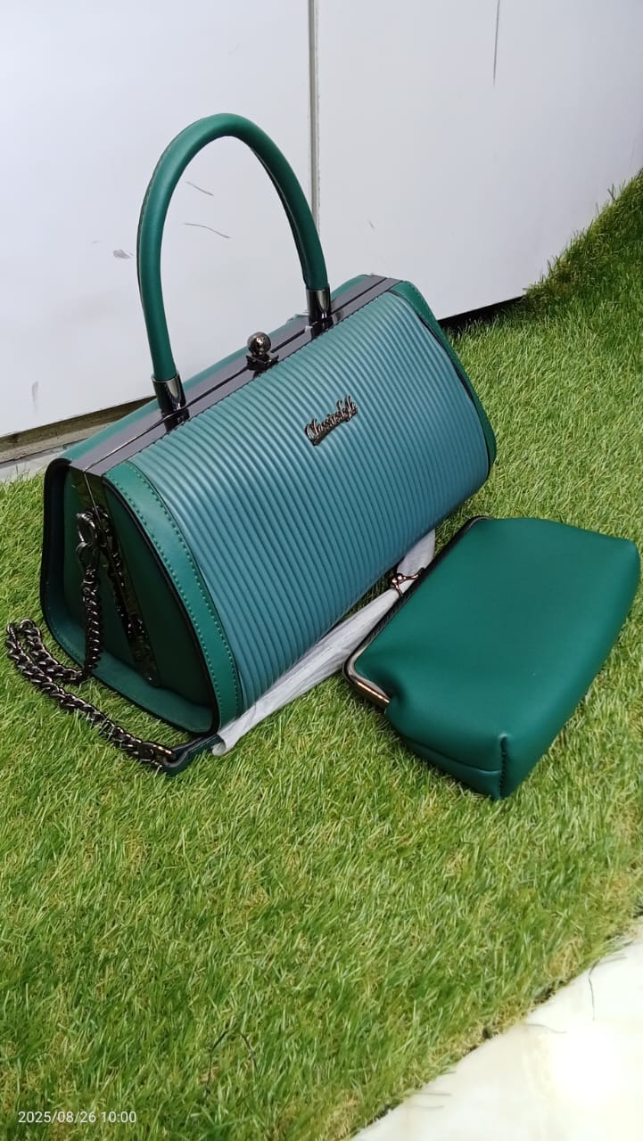 [ ⏰ TIME LIMITED OFFER ⏰ ]  - 2 IN 1 New Arrival High Quality Stylish and Luxurious Comfortable Ladies Handbag ,perfect for casual and formal outings..Designed With Durability ✔👌