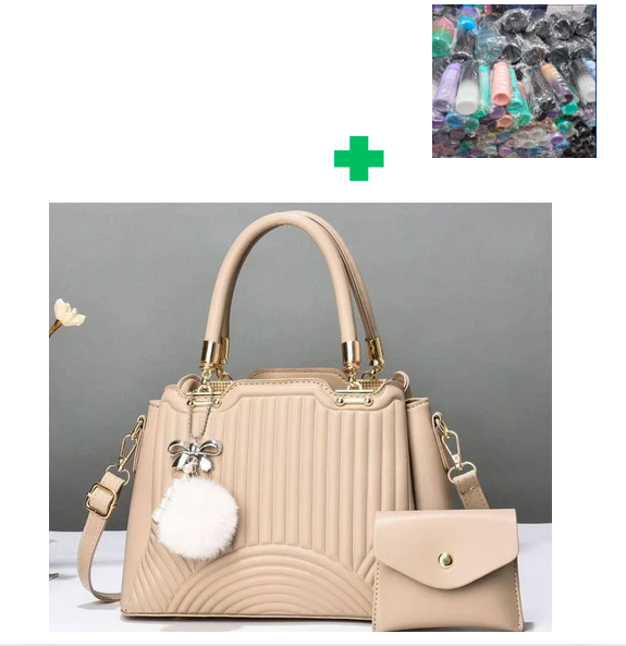 (EXPERIENCE LUXURY FOR LESS❤)  2 in 1 Brand New High Quality Stylish and Luxurious Comfortable Ladies Handbag.. That Comes With a Free Water Bottle ( Random Color) ✔👌