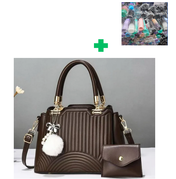 (EXPERIENCE LUXURY FOR LESS❤)  2 in 1 Brand New High Quality Stylish and Luxurious Comfortable Ladies Handbag.. That Comes With a Free Water Bottle ( Random Color) ✔👌
