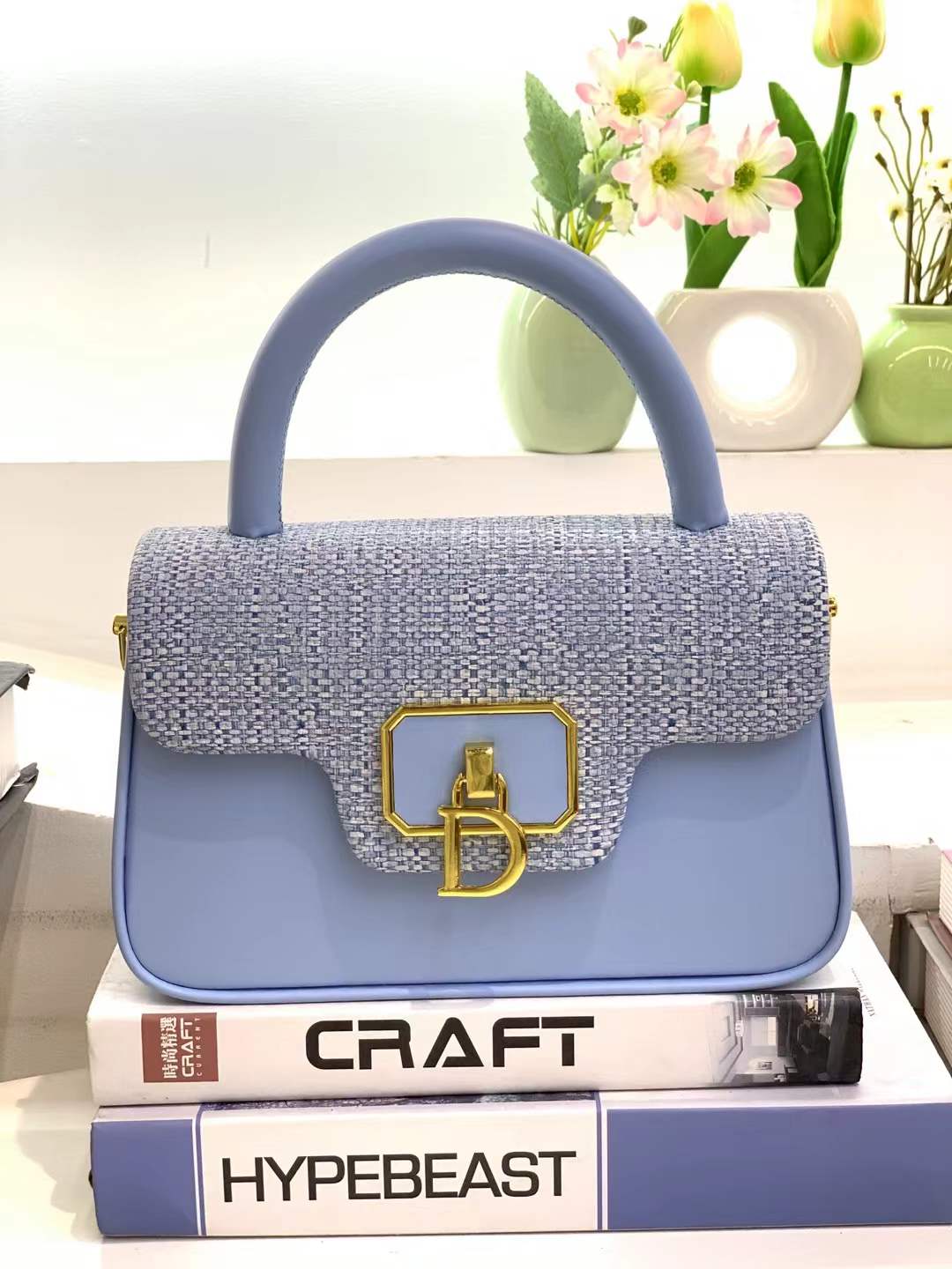 [ 🔥 SPECIAL OFFER 🔥 🤩🤩✨ !!! 1Pc New Arrival High Quality Stylish and Luxurious Comfortable Ladies Handbag ..Designed With Durability and Functionality ✔👌