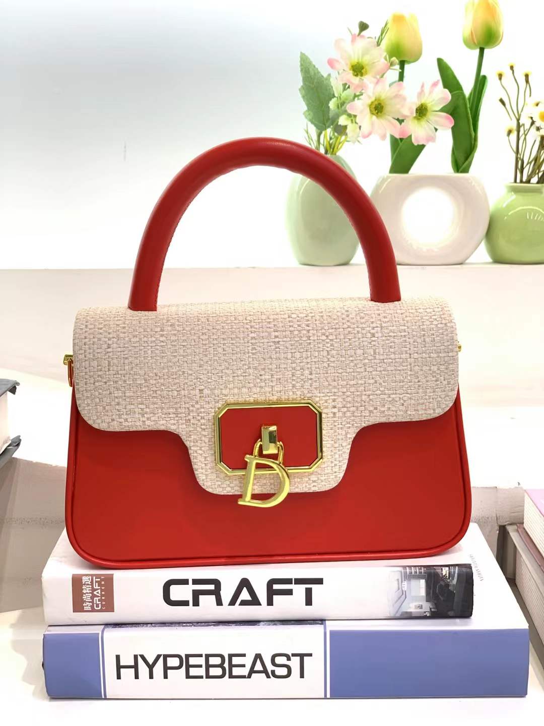 [ 🔥 SPECIAL OFFER 🔥 🤩🤩✨ !!! 1Pc New Arrival High Quality Stylish and Luxurious Comfortable Ladies Handbag ..Designed With Durability and Functionality ✔👌