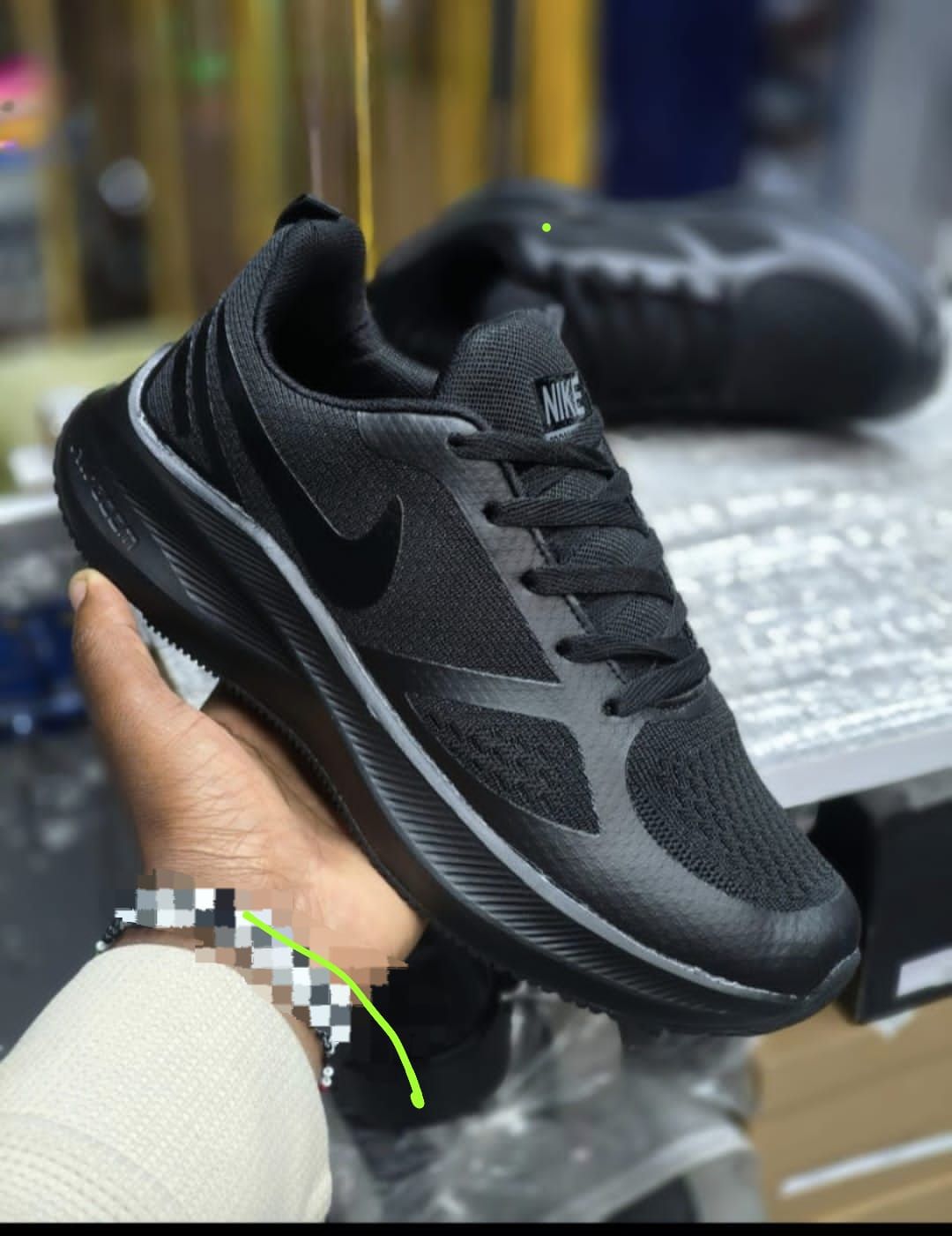 ⭐ MEGA OFFER ⭐- A 1 pc men's sneaker shoes very high quality and at affordable price