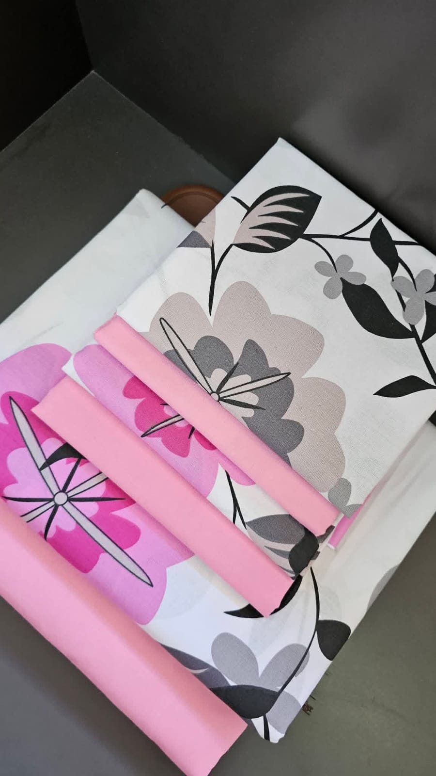 🥇 TOP OFFER 🥇 - 6PC Mix & Match Bedsheet Set, 1 Fitted Sheet, 1 Flat Sheet & 4 Pillowcases Size 6×7, Soft Durable Bedding Set, Affordable Price