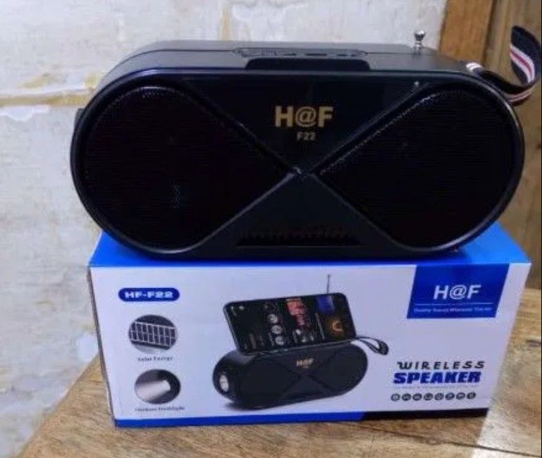 H@F HF-F22 SOLAR-POWERED BLUETOOTH SPEAKER – FM RADIO, FLASHLIGHT & TWS STEREO