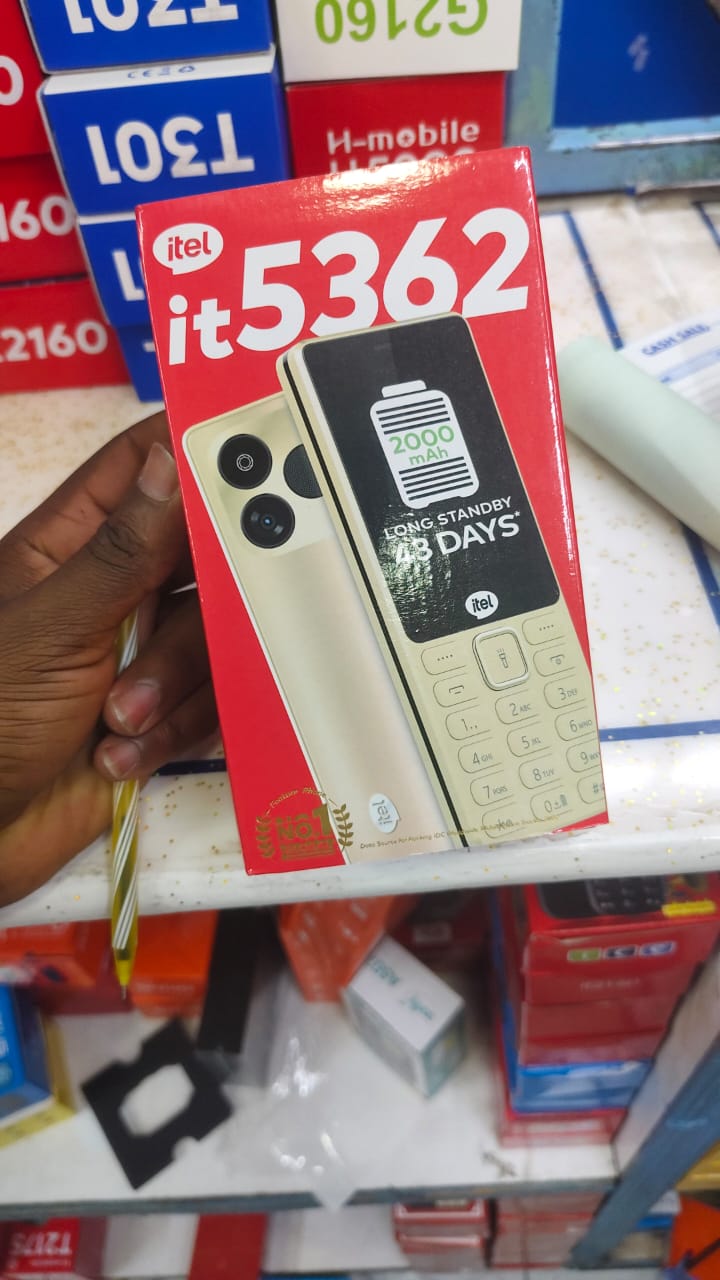 Itel it5362,Featured Phones 2000mAh Battery Type-C Charger 2.8 Inches Big Screen 3 SIM Cards 2000 Phone Book KING Voice FM Radio itel Cell Phone featured phone