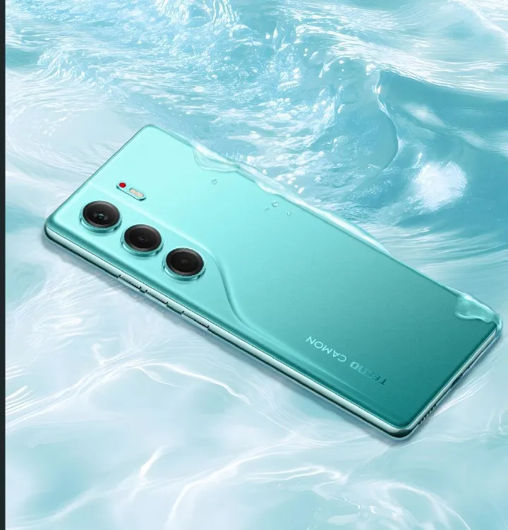 [New Arrival] Tecno Camon 40 128GB ROM+16GB(8+8)RAM 6.78' 120Hz AMOLED Display Panda King Glass Protection 50MP+32MP Camera MTK Helio G100 Ultimate IP66 Dust/Water Resistant 5200mAh Battery Smartphone