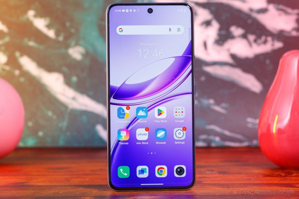 [NEW!!!] Vivo V50 5G 6.77" Amoled Display, 12GB + 512GB ROM (Dual SIM) 50MP+50MP Camera, Snapdragon 7 Gen 3 Chipset, 6000 mAh Si/C Battery (TYP), 60W Fast Charging-(2YRs WRTY) Android 15 Smartphone