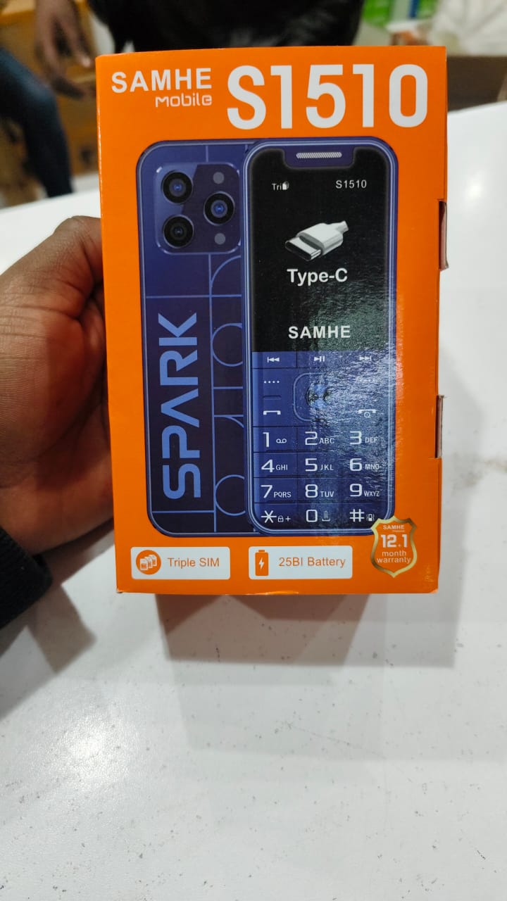 SAMHE S1510 TYPE C ,Triple SIM Feature Phone 1.77`` SCREEN DISPLAY with Torch Light, 2500mAh Battery, Wireless FM, Palmchat, Operamini, Camera & BT USB Ports Kabambe, Katululu