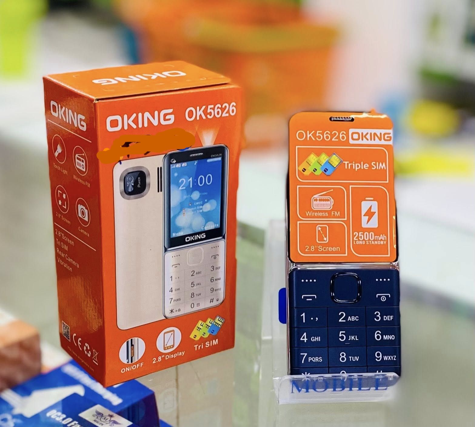 (ON OFFER) BRAND NEW OKING OK5626 TRIPLE SIM PHONE 2.8" SCREEN KABAMBE/KATULULU/FEATURE PHONE/MULIKA MWIZI WIRELESS FM CAMERA BRIGHT TOUCH BATTERY CAPACITY 2500MAH TRIPLE SIM FEATURED PHONE