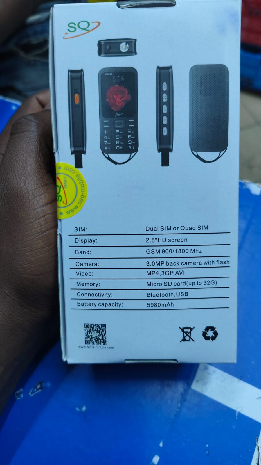 SQ Sq1000 - Powerbank Phone -5980mAh battery capacity 2.8`` HD SCREEN DUAL SIM OR QUAD SIM PHONE button mobile phone dual sim card Bluetooth connectivity spotlight torch FEATURED PHONE