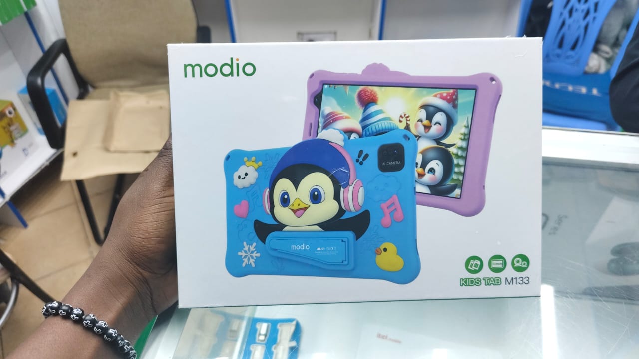 Modio M133 Tablet PC, Display 8"inch, Memory 512GB ROM + 8GB RAM, Battery 5000mah, Camera 8mp+5mp, Dual SIM, Flip case, Keyboard & Touch pen TABLET!!
