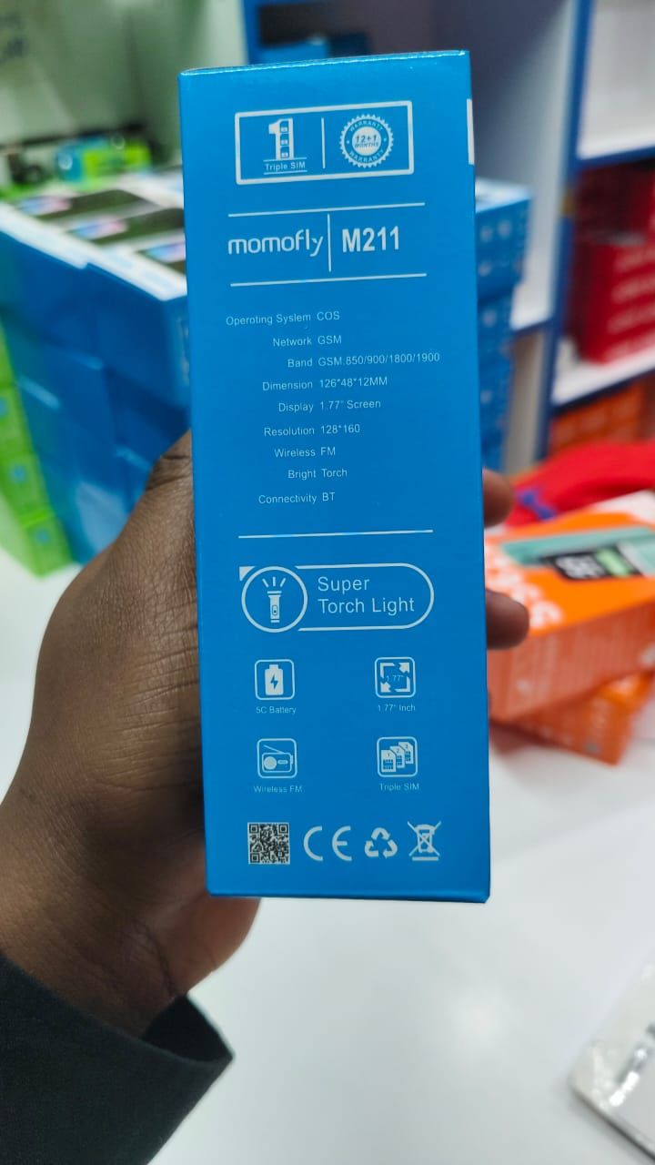 Momofly M211 button phone 1.77 inches screen with 3/triple sim card slots battery capacity is 5c battery wireless FM torch light and Bluetooth connectivity featured phones
