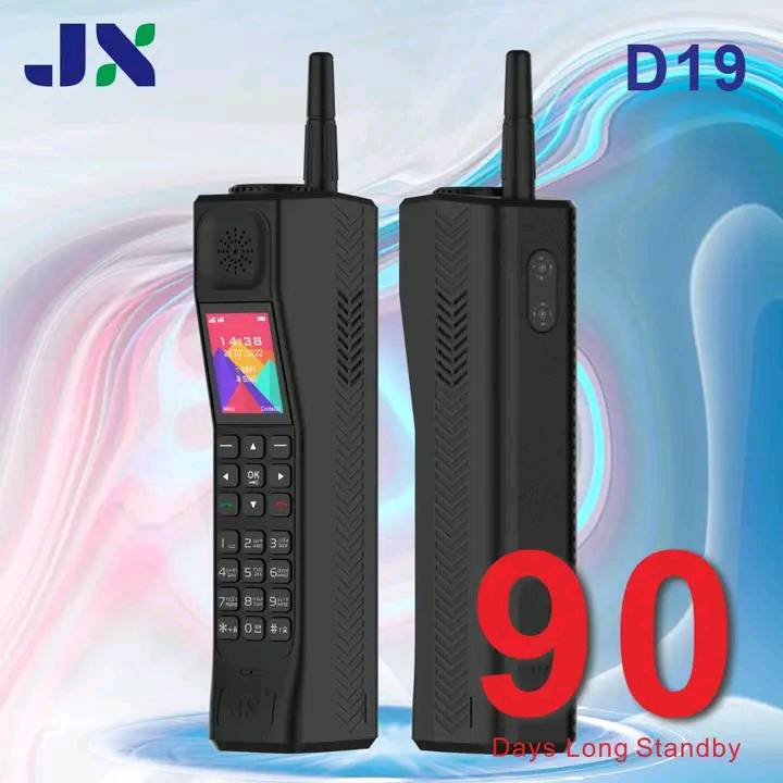 BRAND NEW JX D19 QUAD SIM POWER BANK PHONE 1.77 inch Display 7200mAh Buletooth Vibrator/Wireless FM/ MP3/MP4/Big Torch/ Auto callrecording/Power Bank Cell Feature Phone