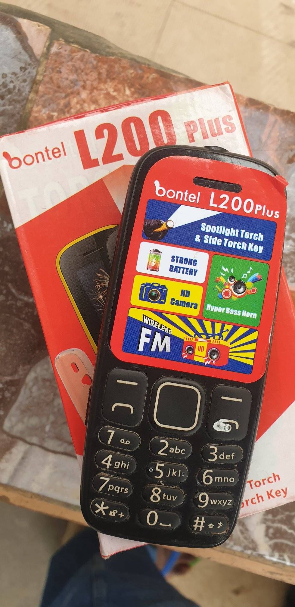 Bontel L200 plus 1.77" Display Big Speaker | 1000mAh Battery | Dual Sim | Original Kabambe  WITH digital camera ,wireless FM DUAL SIM Feature Phone