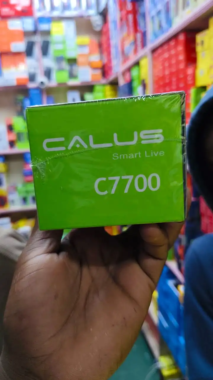 Calus c7700, 1.77" screen display 4 simcards, 10000mah powerbank/battery, bright torch, wireless fm, internet mobile 4 SIM CARD/QUADSIM MULIKA MWIZI/KATULULU/FEATURED PHONE