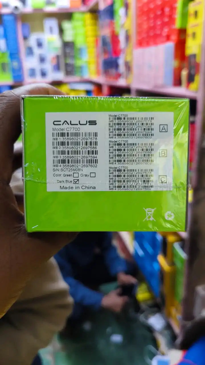 Calus c7700, 1.77" screen display 4 simcards, 10000mah powerbank/battery, bright torch, wireless fm, internet mobile 4 SIM CARD/QUADSIM MULIKA MWIZI/KATULULU/FEATURED PHONE