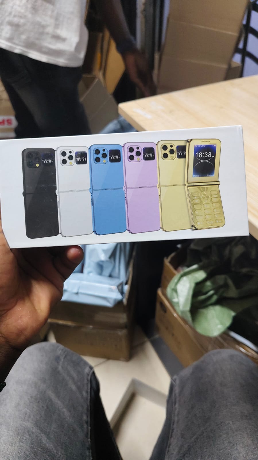 i16 Promax flip phone supports 4 SIM Card 1400mAh battery Qwerty Keyboard FM Radio 2.8 Inch Screen Square Shape Foldable Small Mobile Phone