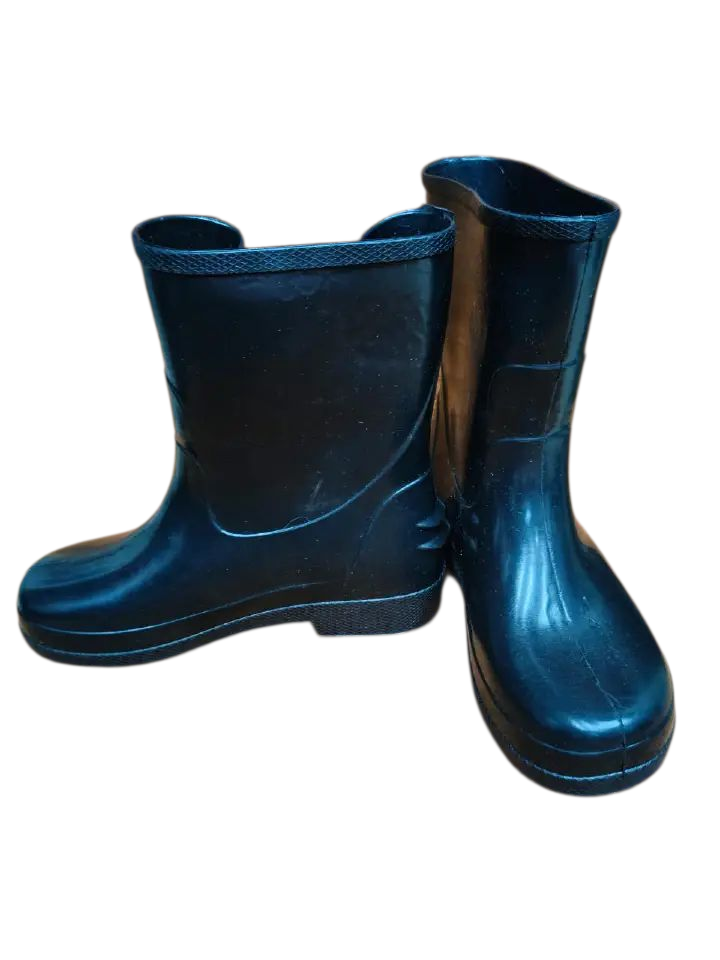 KIDS GUMBOOTS offer superior comfort and durability and remarkably fair prices. They have time and again proven to be a good investment because of their durability
