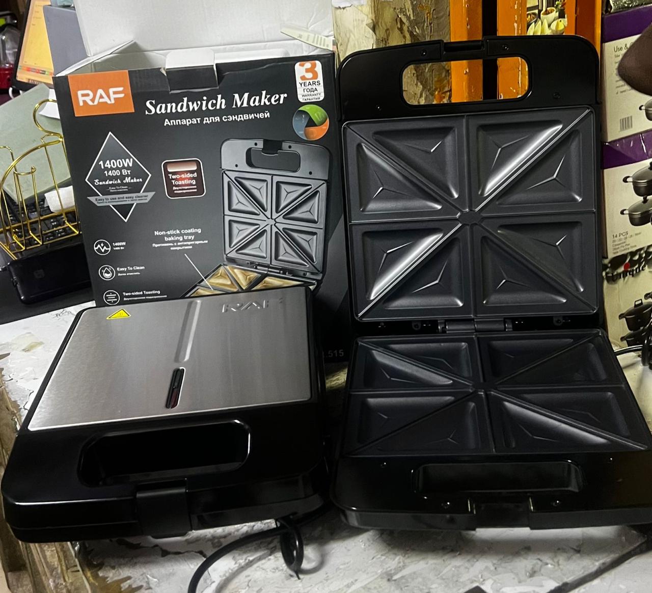 4 slot sandwich maker  nonstick coated 1400 watts The Sandwich Maker has a capacity for two rounds of sandwiches / four slices. The plates are non-stick coil so that food can easily be served and for