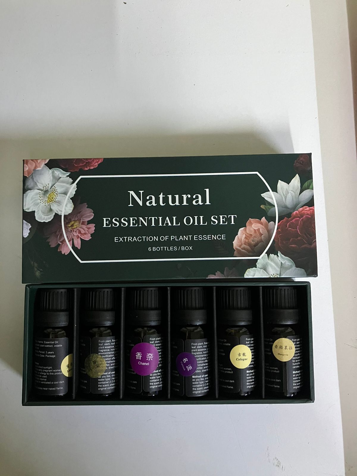 Natural essential oil set of 6 pieces(10ml each bottle)Therapeutic Grade 100% pure and natural and made from the best stuff on Earth. Suggested use with carrier oil such as: jojoba oil, argan oil