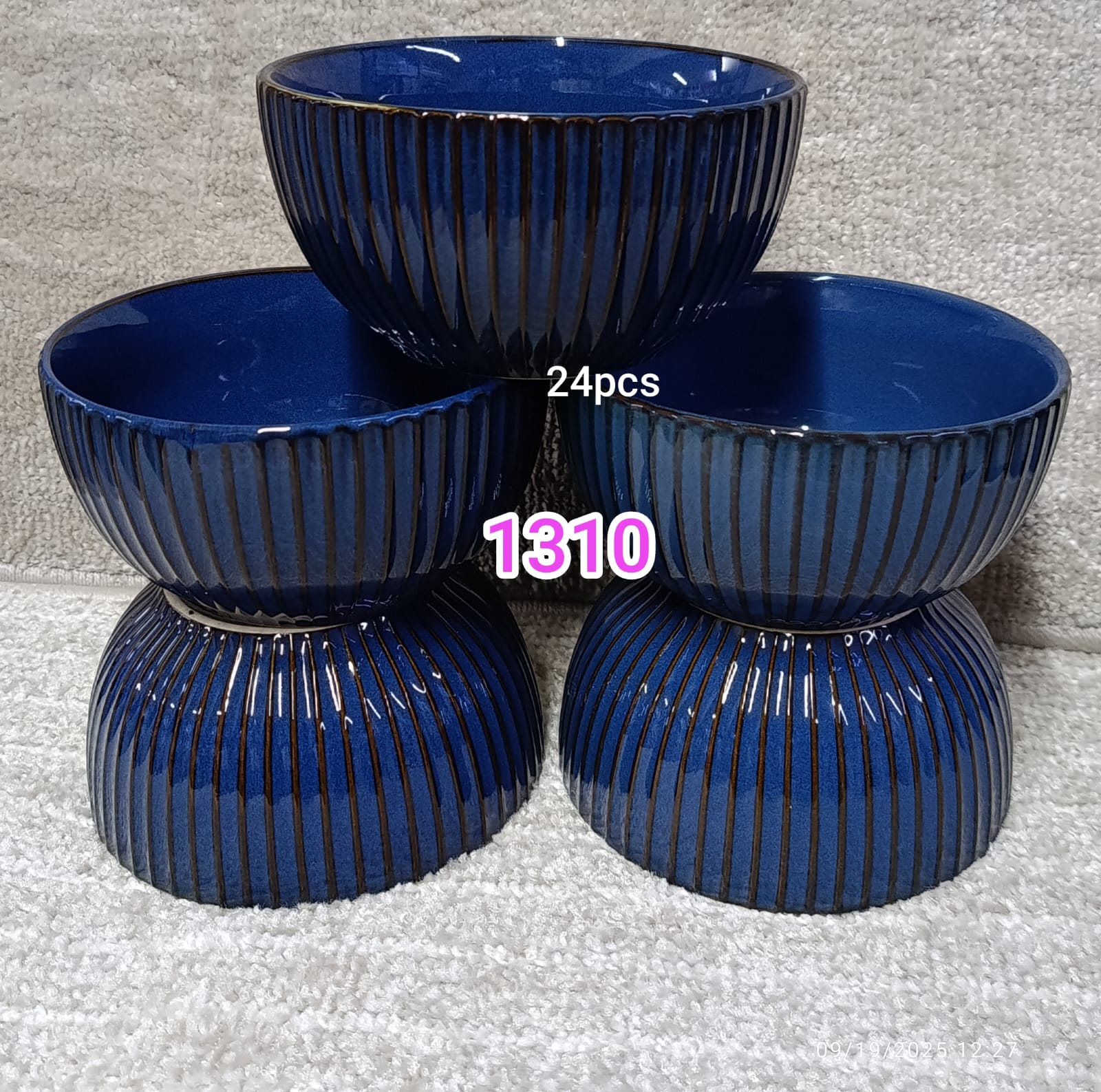 design consise bowl Set Of 6 White Ceramic Bowls With Black Ring 6Set of 6 elegant ceramic bowls with a subtle pinstripe pattern . Each one beautifully crafted from fine ceramic. Plus, the set is dish