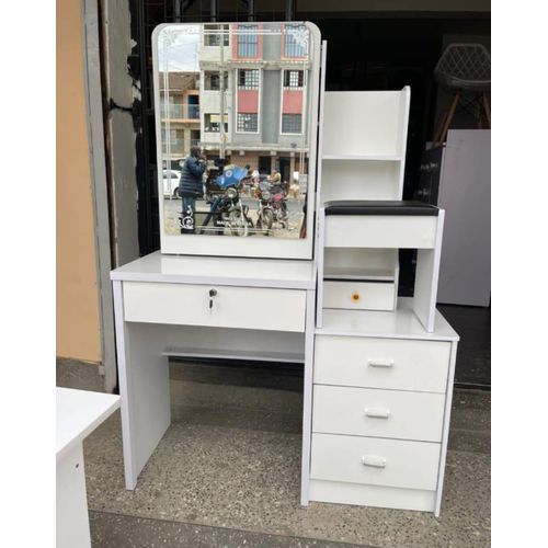 CLEARANCE OFFER Dressing table with sliding mirror