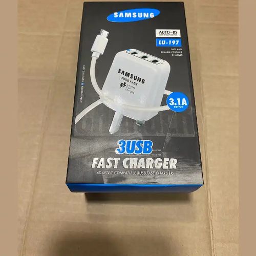 Samsung FAST CHARGER WITH 3 USB PORTS White normal