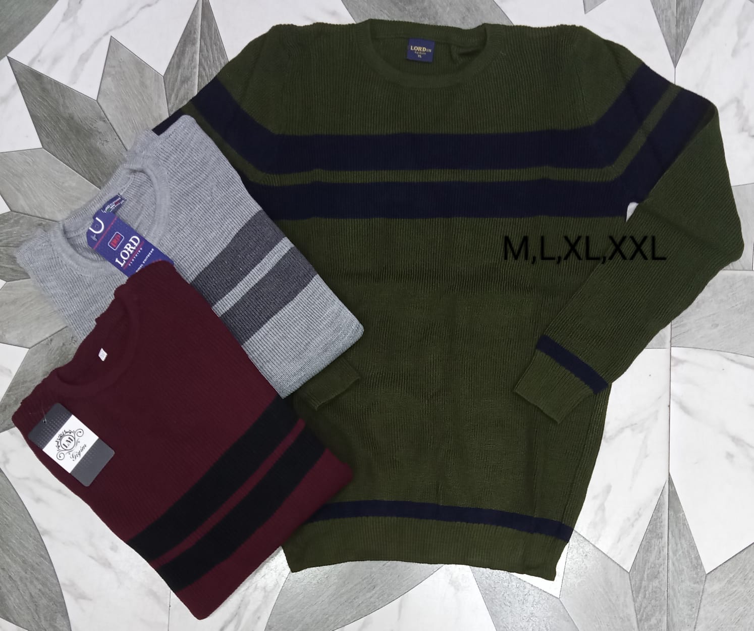 "Cozy Turkey Sweater for Men, Women & Kids – Warm, Soft Knitted Pullover with Cute Thanksgiving Turkey Design – Perfect for Fall, Holiday Celebrations, Family Dinners & Festive Photos – Available in M