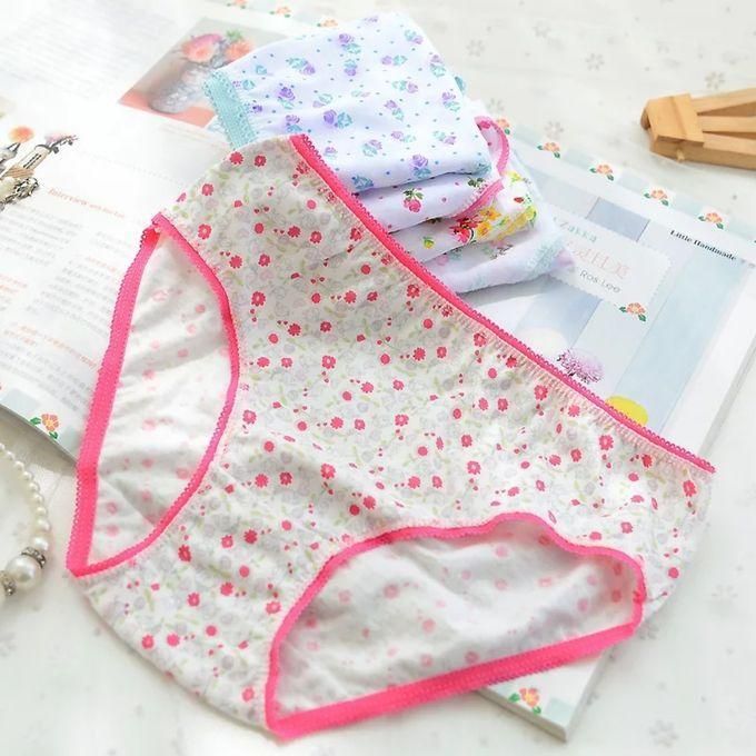 “Beautiful Flowered Girls’ 100% Cotton Panties – Ultra-Soft, Breathable Floral Underwear for Everyday Comfort and Delicate Skin”