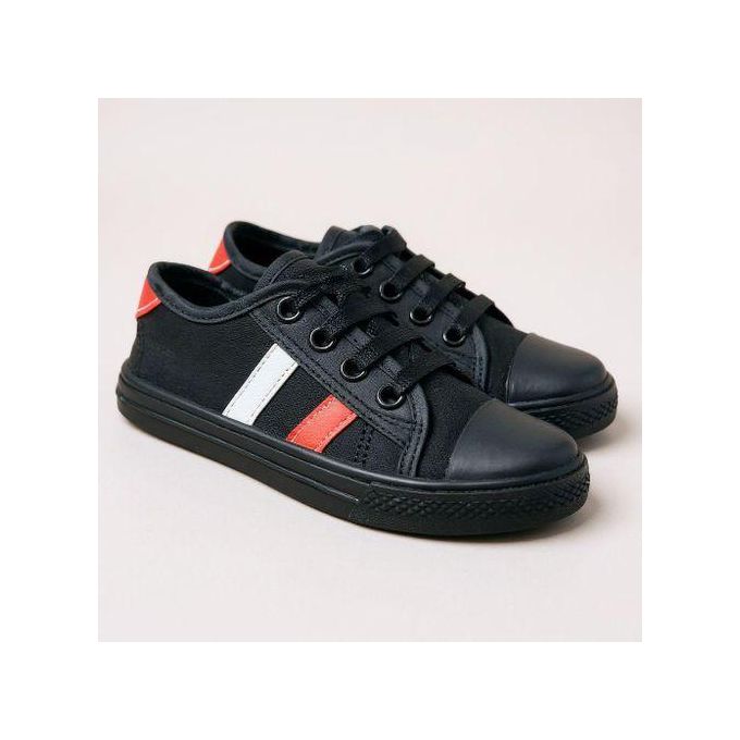 Classic Heritage Bullet Rubber School Runners – Vintage Inspired Durable Erasers for Everyday Classroom Use