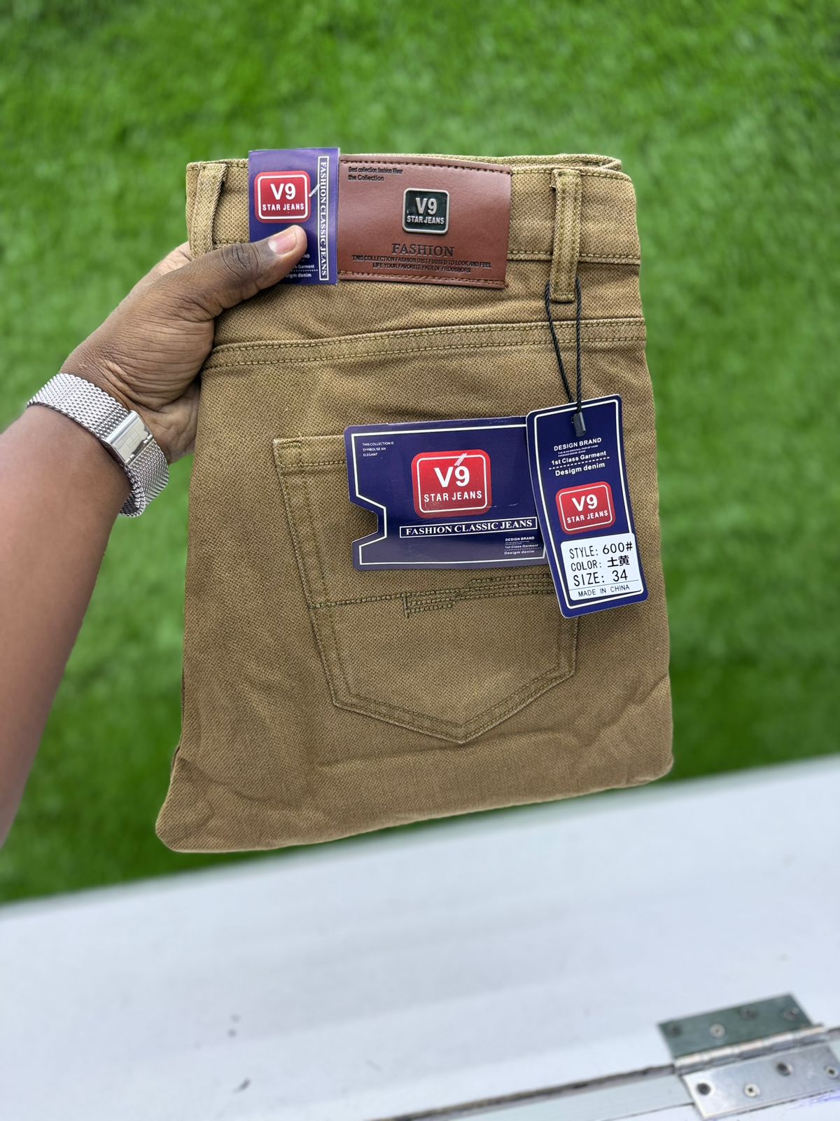 V9 Straight Jeans for Men – Comfortable Fit Denim Trouser Stylish Durable Pants for Casual and Streetwear Fashion