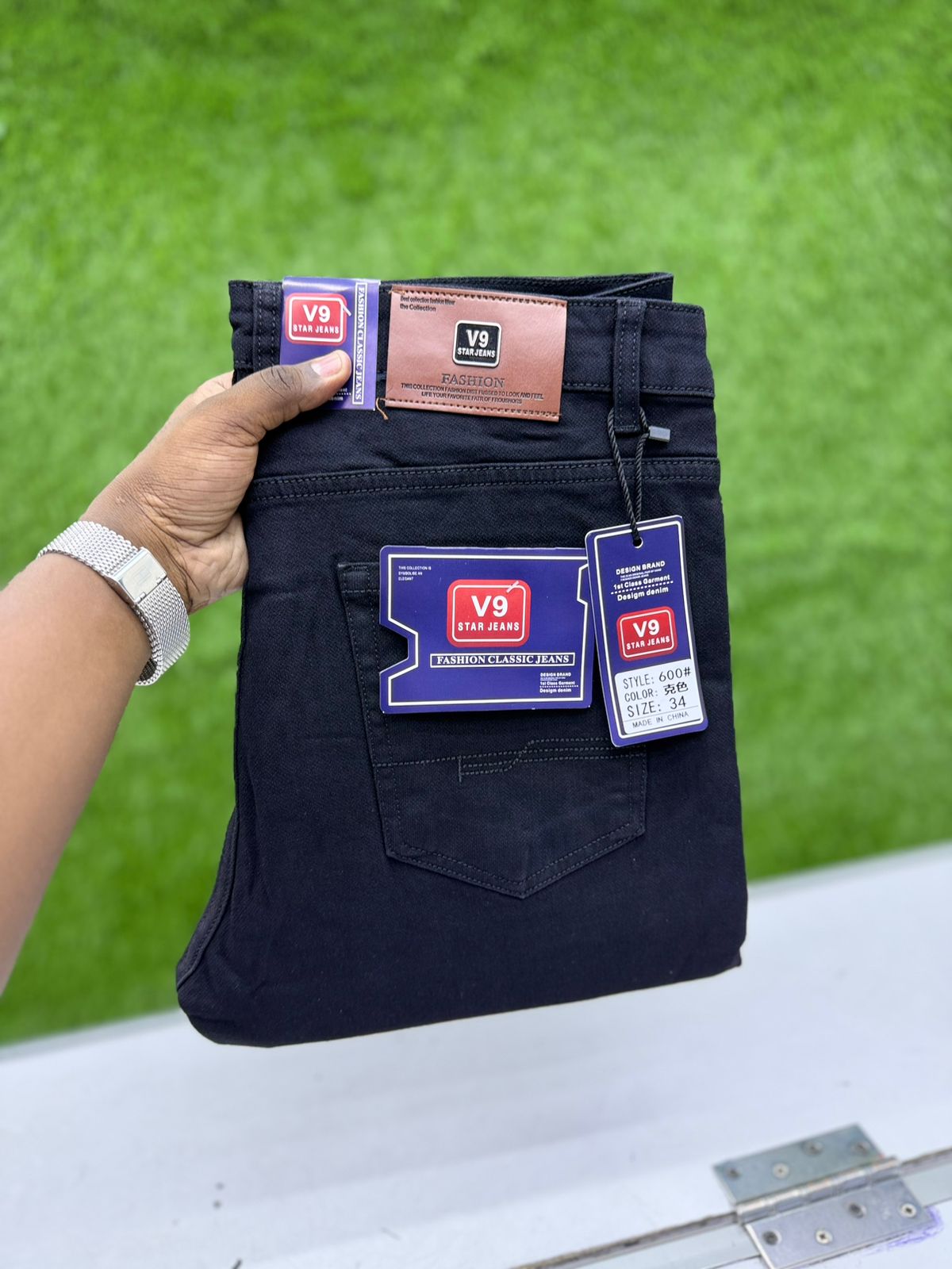 V9 Straight Jeans for Men – Comfortable Fit Denim Trouser Stylish Durable Pants for Casual and Streetwear Fashion