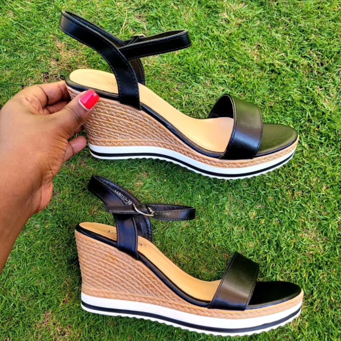 High Quality vintage Strapped open Wedge Heels classic women heels
